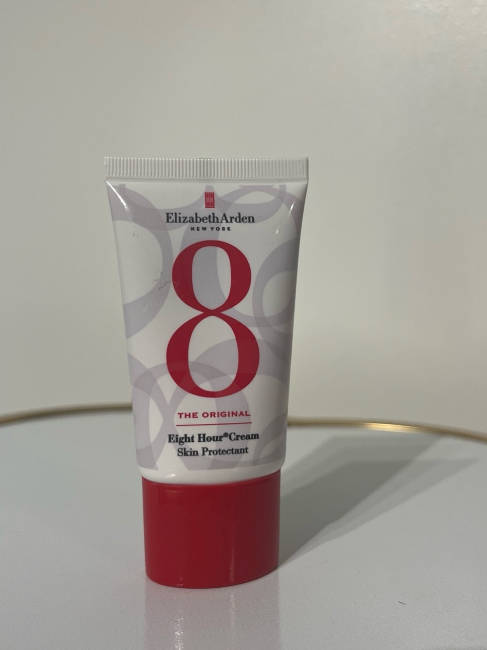 Elizabeth Arden Eight Hour Cream skin protectant